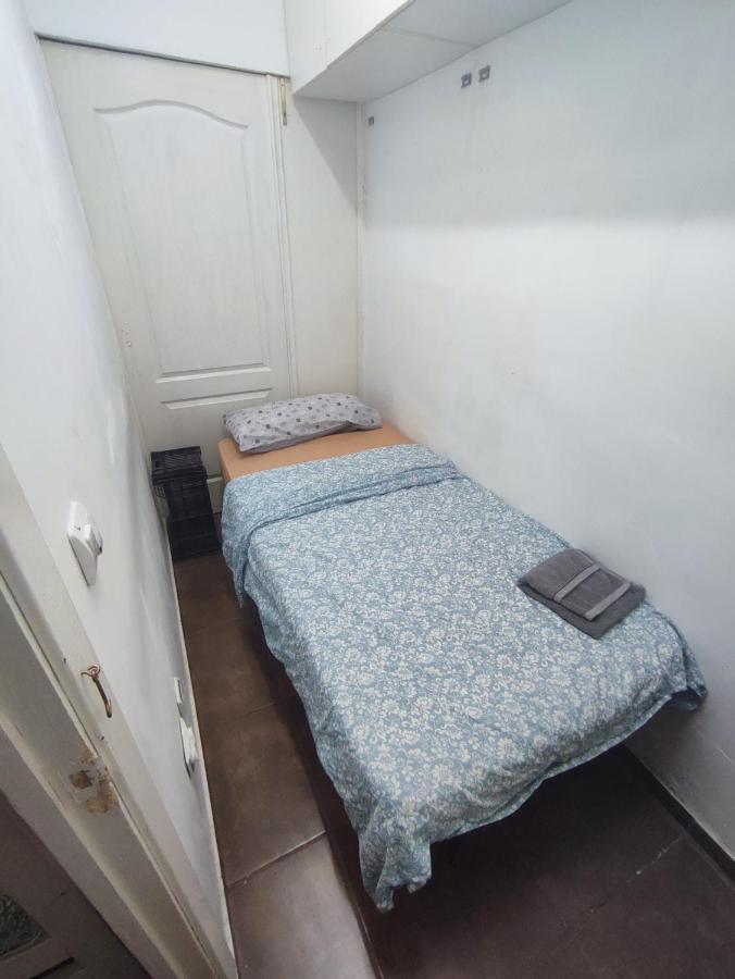 Апартаменты Nice Flat Within Walking Range To The Beach Барселона Экстерьер фото