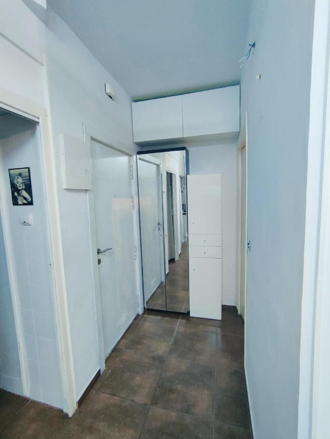 Апартаменты Nice Flat Within Walking Range To The Beach Барселона Экстерьер фото