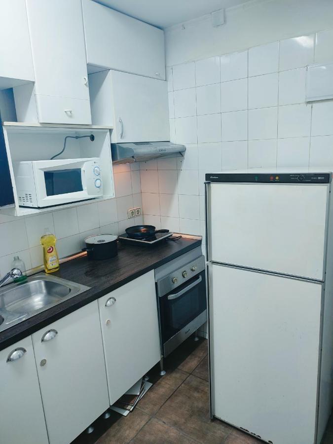 Апартаменты Nice Flat Within Walking Range To The Beach Барселона Экстерьер фото